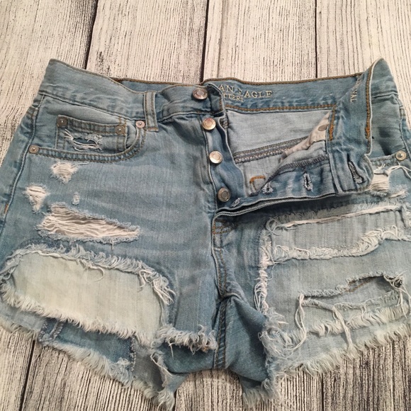 American Eagle Hi Rise Festival Distressed Shorts - Picture 9 of 13